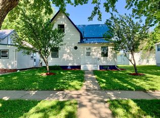 218 4th Ave, Sibley, IA 51249