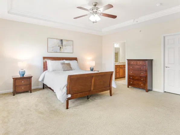 15081 Leicestershire St, Woodbridge, VA 22191