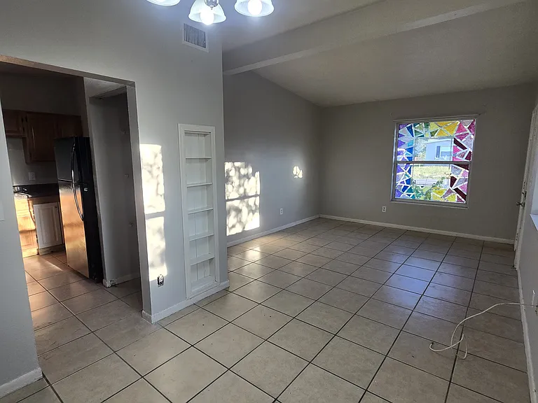 6334 Talbot Cir — Photo 5