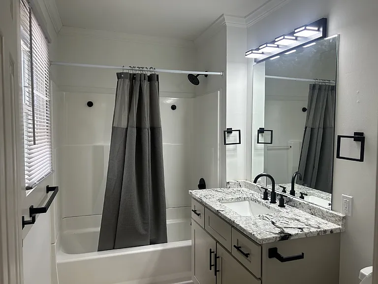 914 Linwood Rd — Photo 14