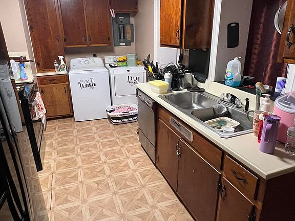 4th image of 1123 Candlewood Drive