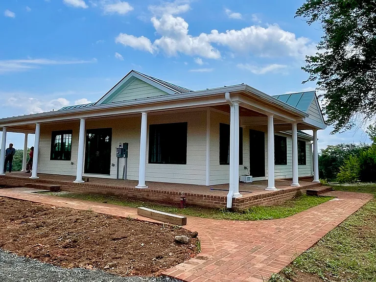 1676 Locust Grove Church Rd — Photo 4