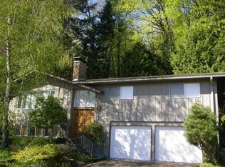 3710 Edgewood Dr, Vancouver, WA 98661