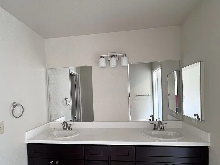 3401 Cassie Ln — Photo 7