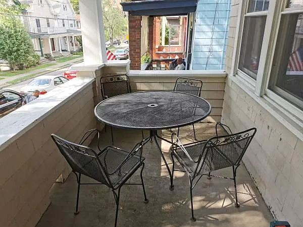 2540 Vestry Avenue — Photo 2