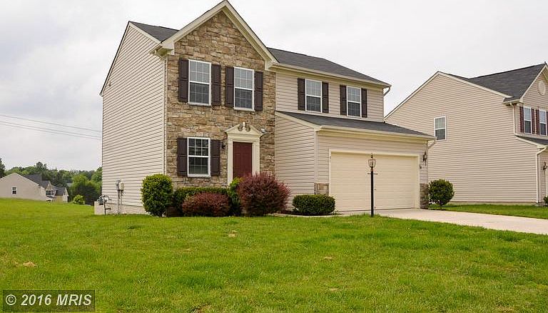 1st image of 31 Crescent Valley Dr
