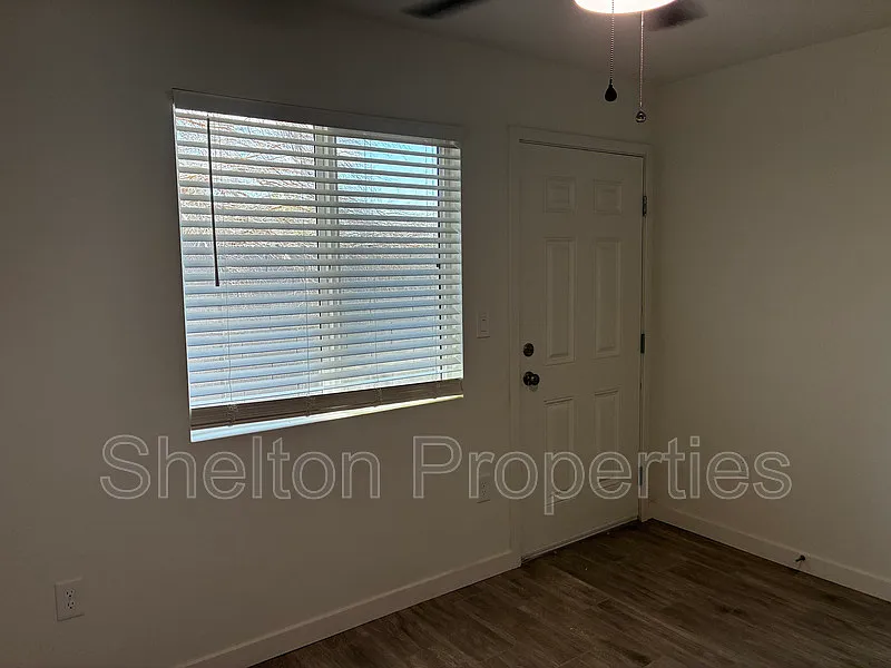 2 bed, 1.0 bath, $1,495 — Photo 4