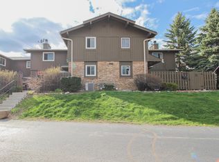 N76W14579 Northpoint Ct, Menomonee Falls, WI 53051