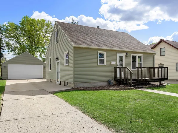 2110 E Oakland Ave, Austin, MN 55912