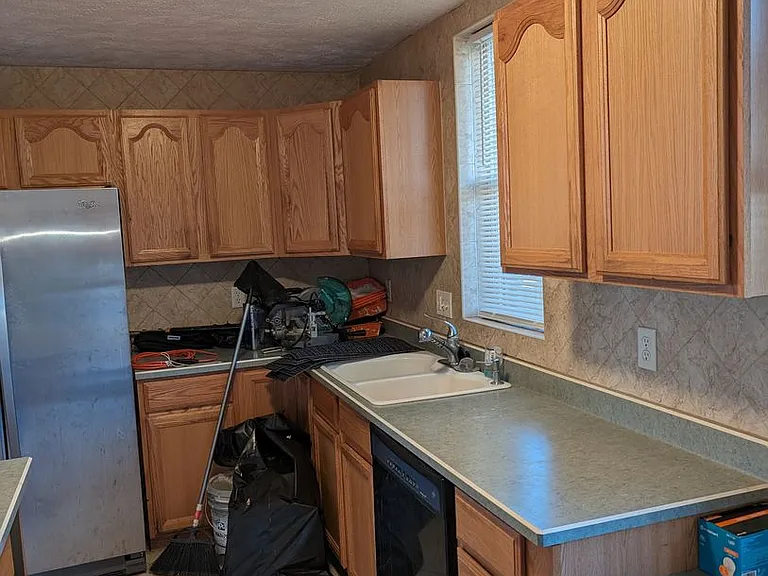 318 West College Ave — Photo 4