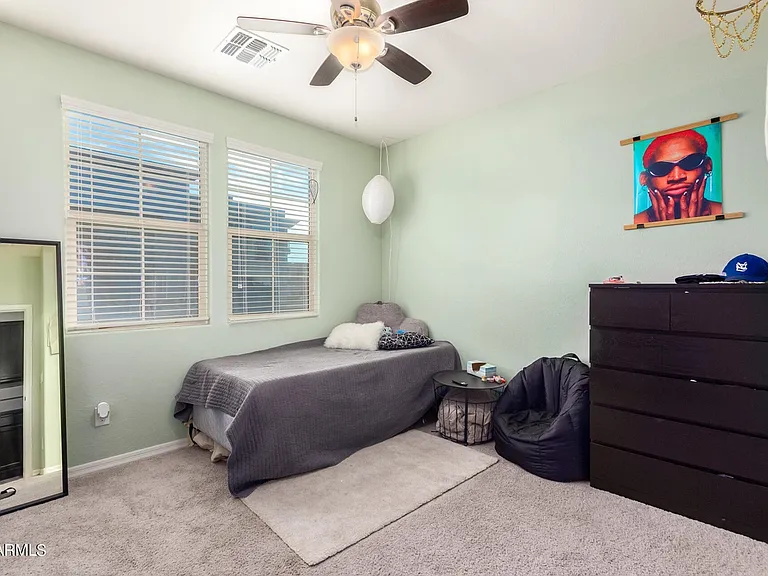 3673 E Stiles Ln — Photo 43