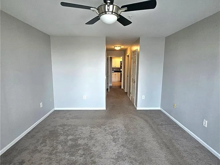 3334 Peachtree Rd NE #1714 — Photo 25