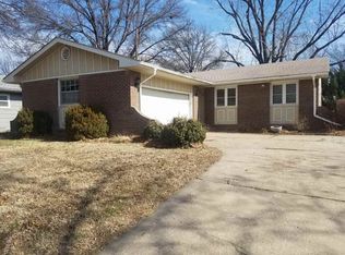 1208 N Joann Dr, Mulvane, KS 67110
