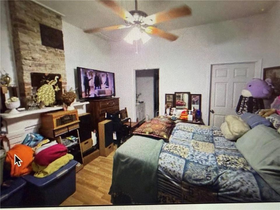 2nd image of 5209-11 Tchoupitoulas St