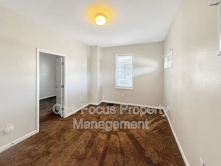1125 Market St #1 — Photo 5