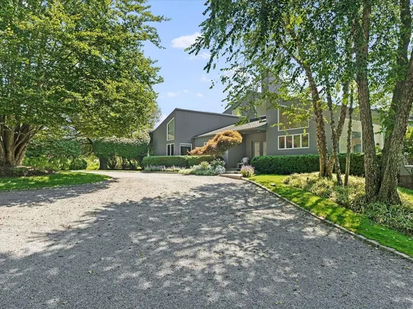 21 Wildwood Lane, Quogue, NY 11959