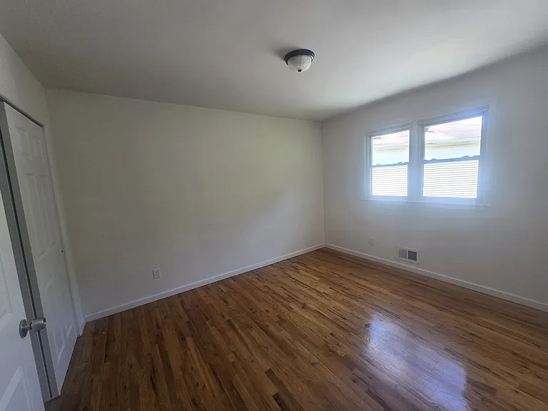 36 Maple Ct — Photo 16