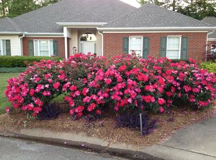 321 New Windsor Ct, Roebuck, SC 29376