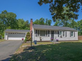 846 E Mountain Rd, Westfield, MA 01085
