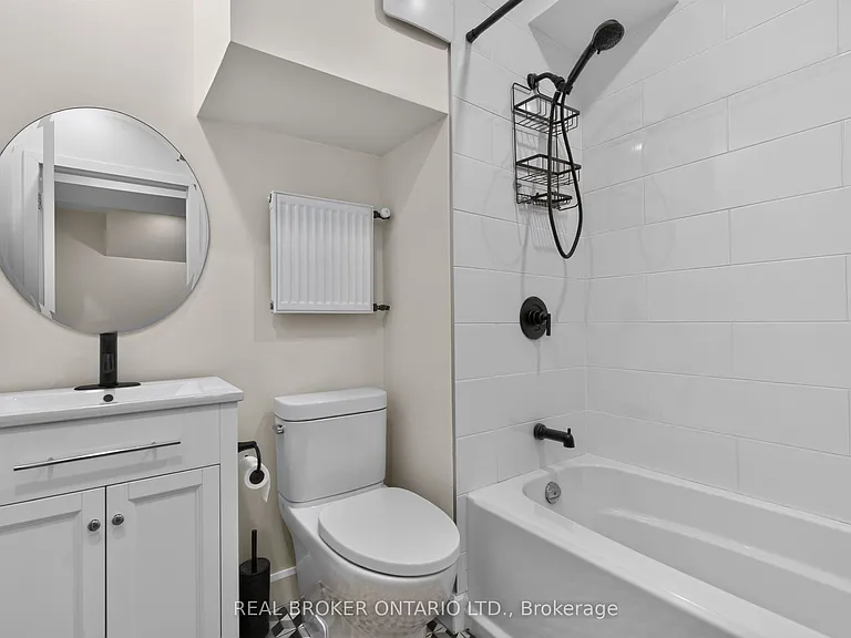 14 Mortimer Ave — Photo 32