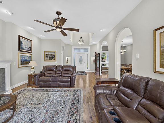 3rd image of 5282 Dunewood Dr