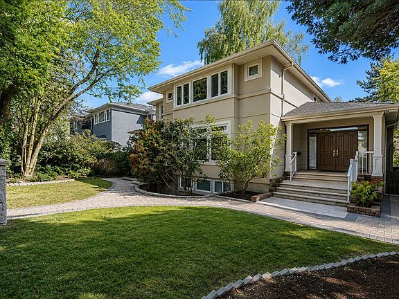 3rd image of 2374 W 35th Ave