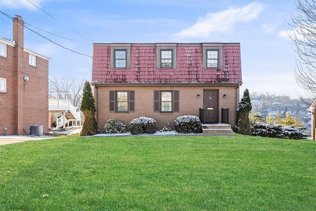 77 W Manilla Ave photo 1