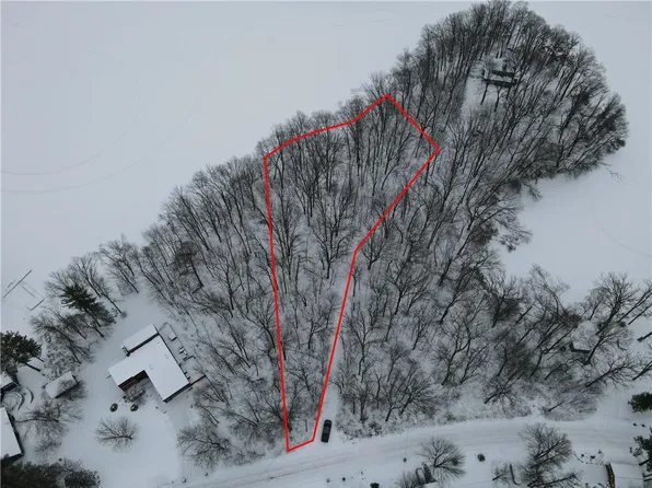 907 Colan Boulevard, Rice Lake, WI 54868