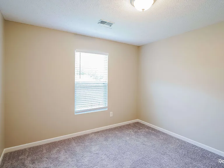 110 Star Pl — Photo 12