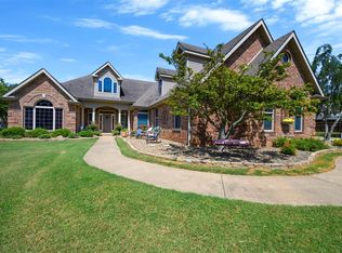803 Oak Brook Dr, Idabel, OK 74745