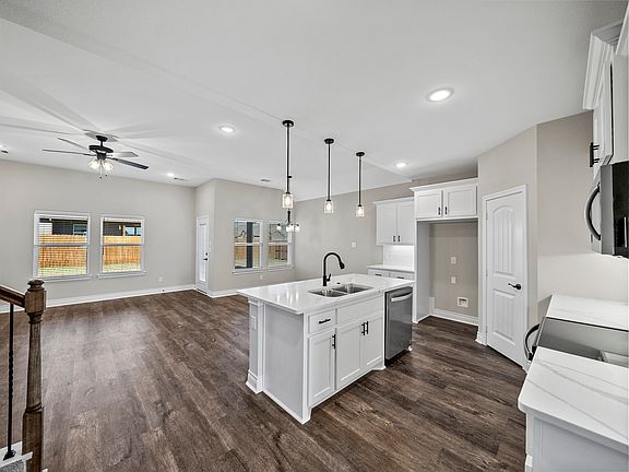 3rd image of 145 Brent Ln