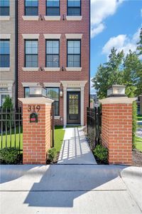 319 SW 5th St, Bentonville, AR, 72712