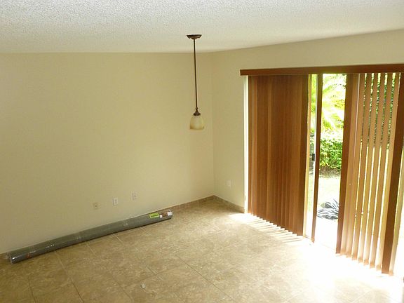 4th image of 2235 NE 42nd Ave