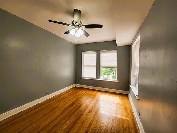 3rd image of 4831 N Kimball Ave #B1