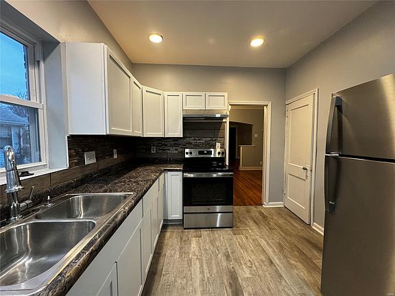 5th image of 2022 Switzer Ave