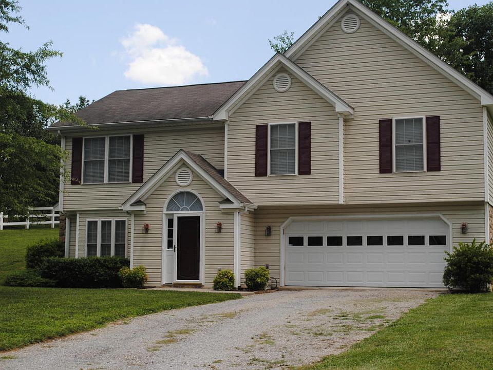 1st image of 3002 Bonsall Ln