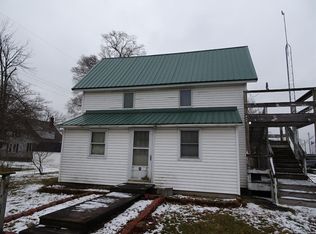 9 S Indiana Ave, La Crosse, IN 46348