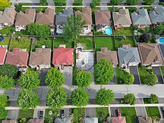 4th image of 14 Kerfoot Cres