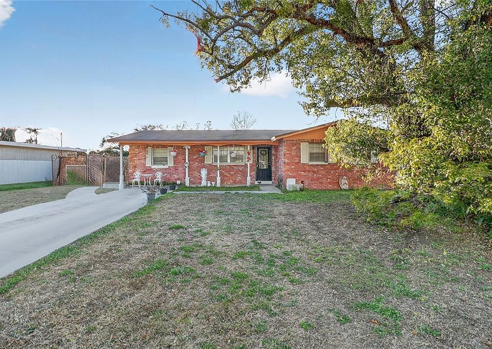 1st image of 505 Clearfield Rd