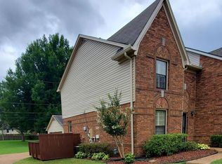 389 Hartsway Cv, Collierville, TN 38017