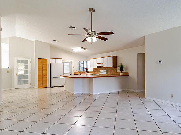 4th image of 6366 Bengal Cir