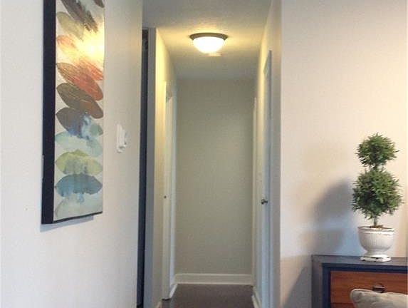 5th image of 205 Westlea Dr