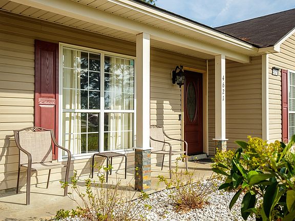 3rd image of 4621 Pigeon Oaks Dr