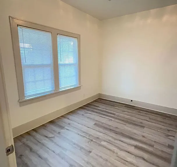 1326 W Elm Ave — Photo 10
