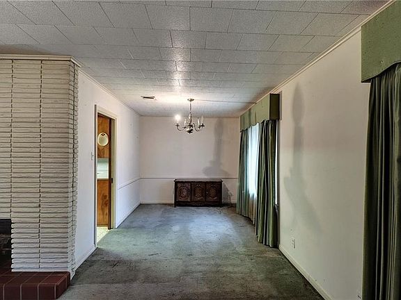 4th image of 2202 22nd St