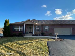 17515 Vintage Cir, Louisville, KY