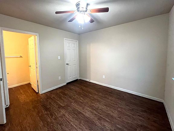 3rd image of 2504 S Houston Ave #B