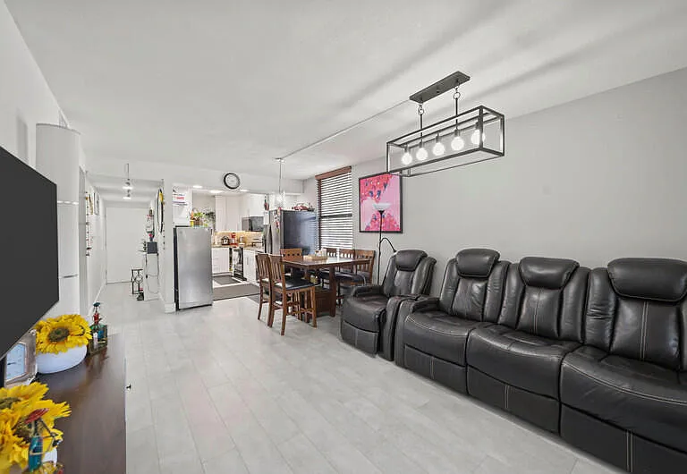 8421 Forest Hills Dr #104 — Photo 11