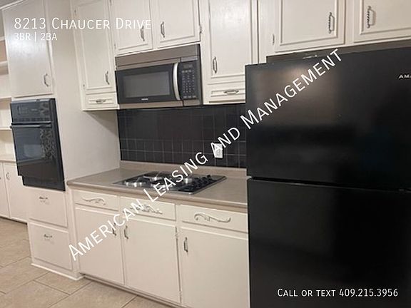 5th image of 8213 Chaucer Dr