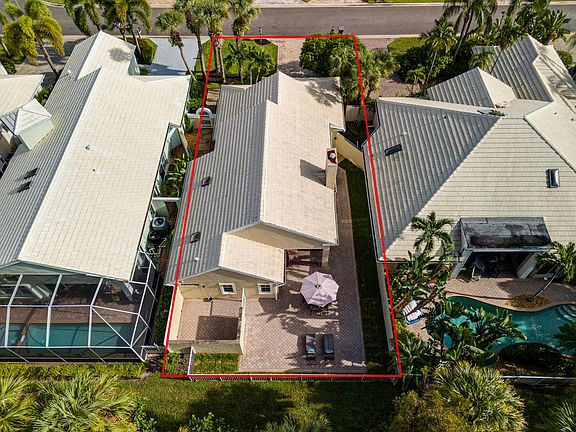 2nd image of 9111 Baybury Lane